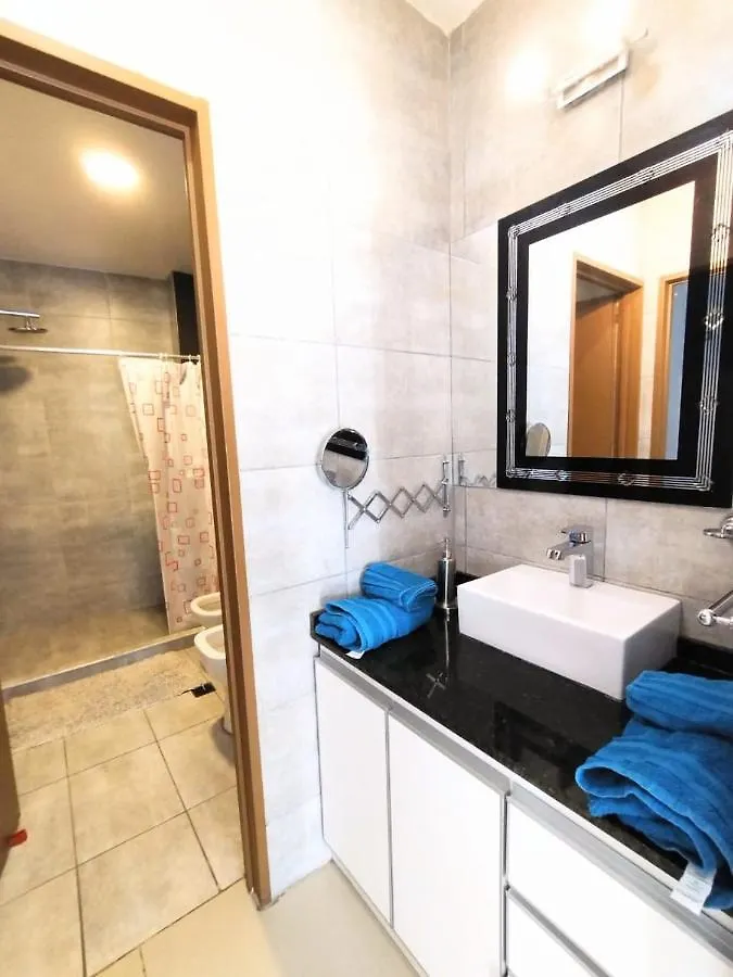 Premium Gold Mendoza Apartment
