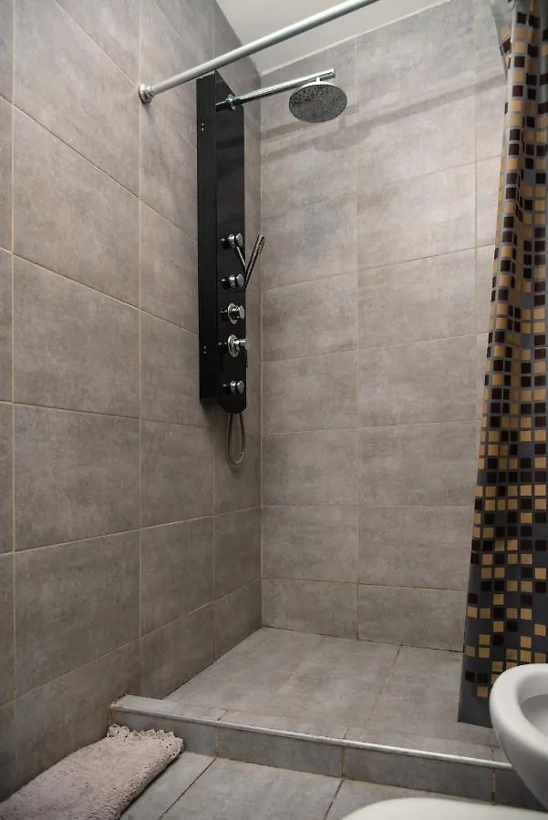 Premium Gold Mendoza Apartment